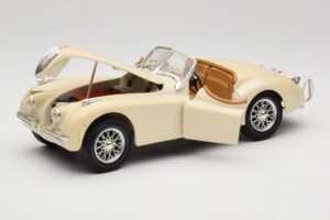 Jaguar XK120 Blanc Eduscho 1:18 7482-1HTH Métal — image 2 sur 8