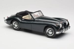 Jaguar XK140 Drophead Coupe Noir Sun Star 1:18 2802 Métal — image 6 sur 8
