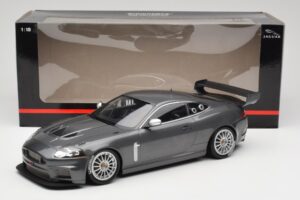 Jaguar XKR GT3 Grey Metallic Minichamps 1:18 150081390 Métal — image 6 sur 6