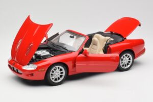 Jaguar XKR X100 Rouge Maisto 1:18 50330 Métal — image 2 sur 8