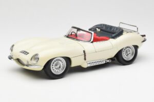 Jaguar XKSS Crème AUTOart 1:18 73512 Métal