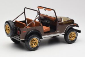 Jeep CJ-7 Golden Eagle Vert MCG 1:18 MCG18109 Métal — image 2 sur 6