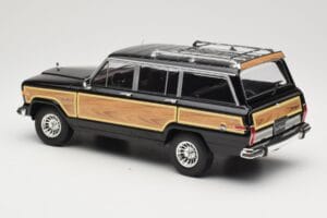 Jeep Grand Wagoneer Noir KK-Scale 1:18 KKDC181113 Métal — image 5 sur 6