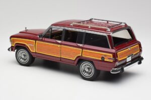 Jeep Grand Wagoneer Classic Rouge AUTOart 1:18 74002 Métal — image 7 sur 8