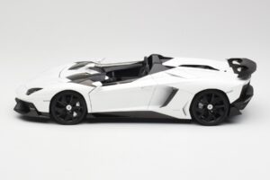 Lamborghini Aventador J Blanc AUTOart 1:18 74674 Métal — image 4 sur 8