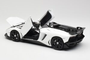 Lamborghini Aventador J Blanc AUTOart 1:18 74674 Métal — image 5 sur 8