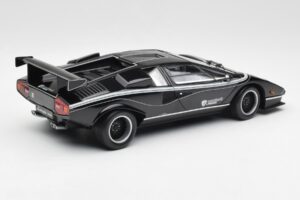 Lamborghini Countach LP500S Noir Kyosho 1:18 08326K Métal — image 3 sur 8
