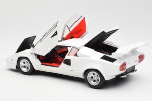Lamborghini Countach LP500S Blanc Kyosho 1:18 08320E Métal — image 5 sur 8