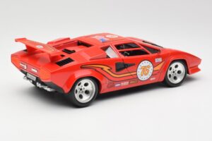 Lamborghini Countach Rouge Bburago 1:18 3047 Métal — image 3 sur 8