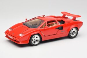 Lamborghini Countach Rouge Bburago 1:18 3047-M1 Métal