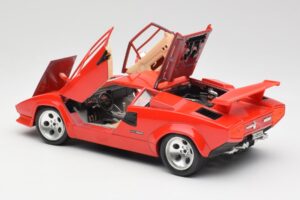 Lamborghini Countach Rouge Bburago 1:18 3047-M1 Métal — image 5 sur 8