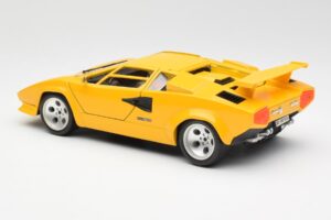 Lamborghini Countach Jaune Bburago 1:18 3037 Métal — image 7 sur 8