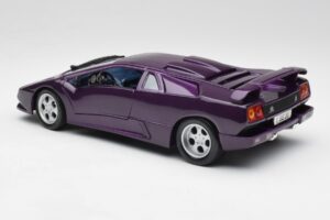 Lamborghini Diablo Jota Violet Maisto 1:18 50276 Métal — image 7 sur 8