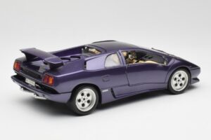 Lamborghini Diablo Violet Maisto 1:18 3028 Métal — image 3 sur 8