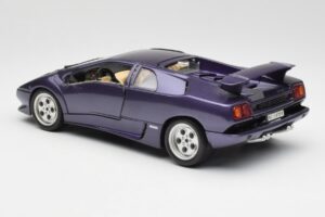 Lamborghini Diablo Violet Maisto 1:18 3028 Métal — image 7 sur 8