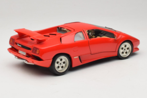 Lamborghini Diablo Rouge Bburago 1:18 3041-M1 Métal — image 3 sur 8