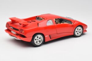 Lamborghini Diablo Rouge Bburago 1:18 3028-M1 Métal — image 3 sur 8