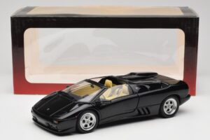 Lamborghini Diablo Roadster Noir AUTOart 1:18 70093-R1 Métal — image 10 sur 10