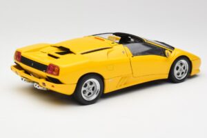 Lamborghini Diablo Roadster Jaune AUTOart 1:18 70092 Métal — image 3 sur 8