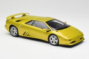 Lamborghini Diablo SE30 Anniversary Edition Jaune Spyder AUTOart 1:18 79157 Métal — image 6 sur 8