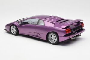 Lamborghini Diablo SE30 Jota Violet Métallisé AUTOart 1:18 79142 Composite — image 7 sur 8