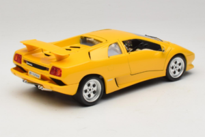 Lamborghini Diablo Jaune Bburago 1:18 3041-M2 Métal — image 3 sur 8