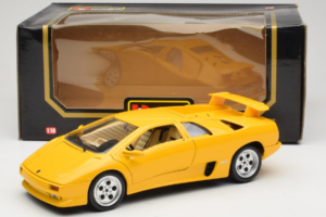 Lamborghini Diablo Jaune Bburago 1:18 3041-M2 Métal — image 8 sur 8