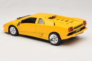 Lamborghini Diablo Jaune Tonka 1:18 09035 Métal — image 7 sur 8