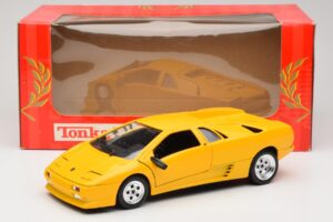 Lamborghini Diablo Jaune Tonka 1:18 09035 Métal — image 8 sur 8