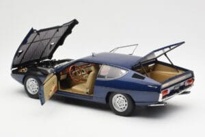 Lamborghini Espada Bleu Metallic AUTOart 1:18 74502 Métal — image 5 sur 8