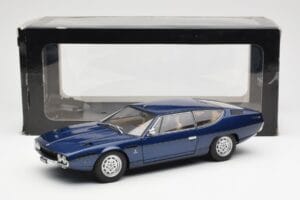 Lamborghini Espada Bleu Metallic AUTOart 1:18 74502 Métal — image 8 sur 8