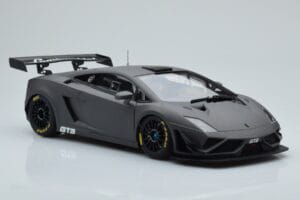 Lamborghini Gallardo GT3 FL2 Gris Foncé AUTOart 1:18 81360 Métal — image 6 sur 8