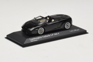 Lamborghini Gallardo LP560-4 Spyder Noir Minichamps 1:43 400103830 Métal — image 2 sur 5