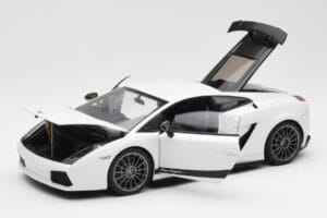 Lamborghini Gallardo Superleggera Monocerus Metallic Blanc AUTOart 1:18 74585 Métal — image 2 sur 8