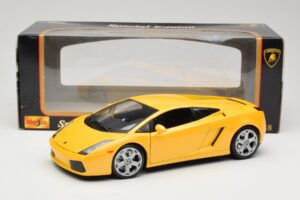 Lamborghini Gallardo Jaune Maisto 1:18 31655 Métal — image 8 sur 8