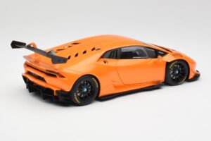 Lamborghini Huracan LP620-2 Super Trofeo Arancio Borealis Pearl Effect Orange AUTOart 1:18 81558 Métal — image 3 sur 8