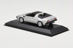 Lamborghini Jalpa Argent Minichamps 1:43 400103601 Métal — image 3 sur 4
