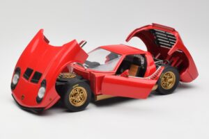 Lamborghini Miura Rouge Anson 1:18 30302 Métal — image 2 sur 8