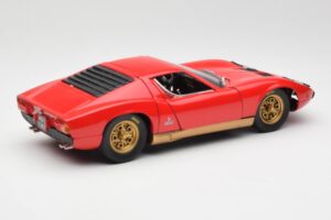Lamborghini Miura Rouge Anson 1:18 30302 Métal — image 3 sur 8
