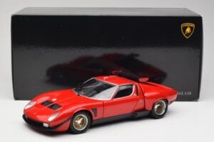 Lamborghini Miura SVR Rouge & Noir Kyosho 1:18 08319R Métal — image 8 sur 8
