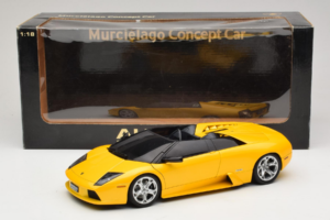 Lamborghini Murcielago Concept Metallic Yellow AUTOart 1:18 74561 Métal — image 8 sur 8