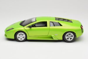 Lamborghini Murcielago Verde Ithaca Bburago 1:18 3341-M3 Métal — image 4 sur 8