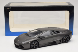 Lamborghini Reventon Matte Grey AUTOart 1:18 74591 Métal — image 8 sur 8