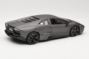 Lamborghini Reventon Matte Grey Bburago 1:18 18-11029 Métal — image 3 sur 8