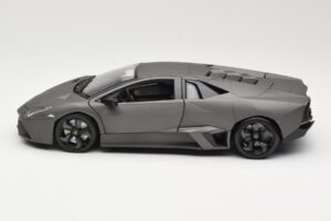 Lamborghini Reventon Matte Grey Bburago 1:18 18-11029 Métal — image 4 sur 8