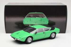 Lamborghini Urraco P250 Vert Clair Kyosho 1:18 08441G Métal — image 8 sur 8