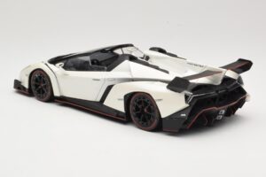 Lamborghini Veneno Roadster Blanc Avec Ligne Rouge Kyosho 1:18 C09502W Métal — image 5 sur 6
