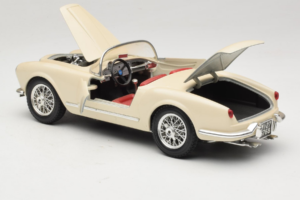 Lancia Aurelia B24 Spider Beige Bburago 1:18 3010-M2 Métal — image 5 sur 8