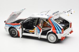 Lancia Delta HF Integrale Evo Martini #4 D. Auriol / B. Occelli Winner Rally Monte Carlo 1992 Kyosho 1:18 08348A Métal — image 5 sur 8