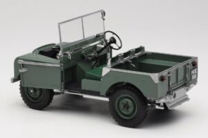 Land Rover 88 Series I Vert Minichamps 1:18 150168900 Métal — image 5 sur 8